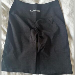 Alphalete Amplify Marled Charcoal 5” Butt Scrunch Biker Shorts